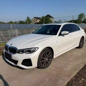 2022 BMW 320